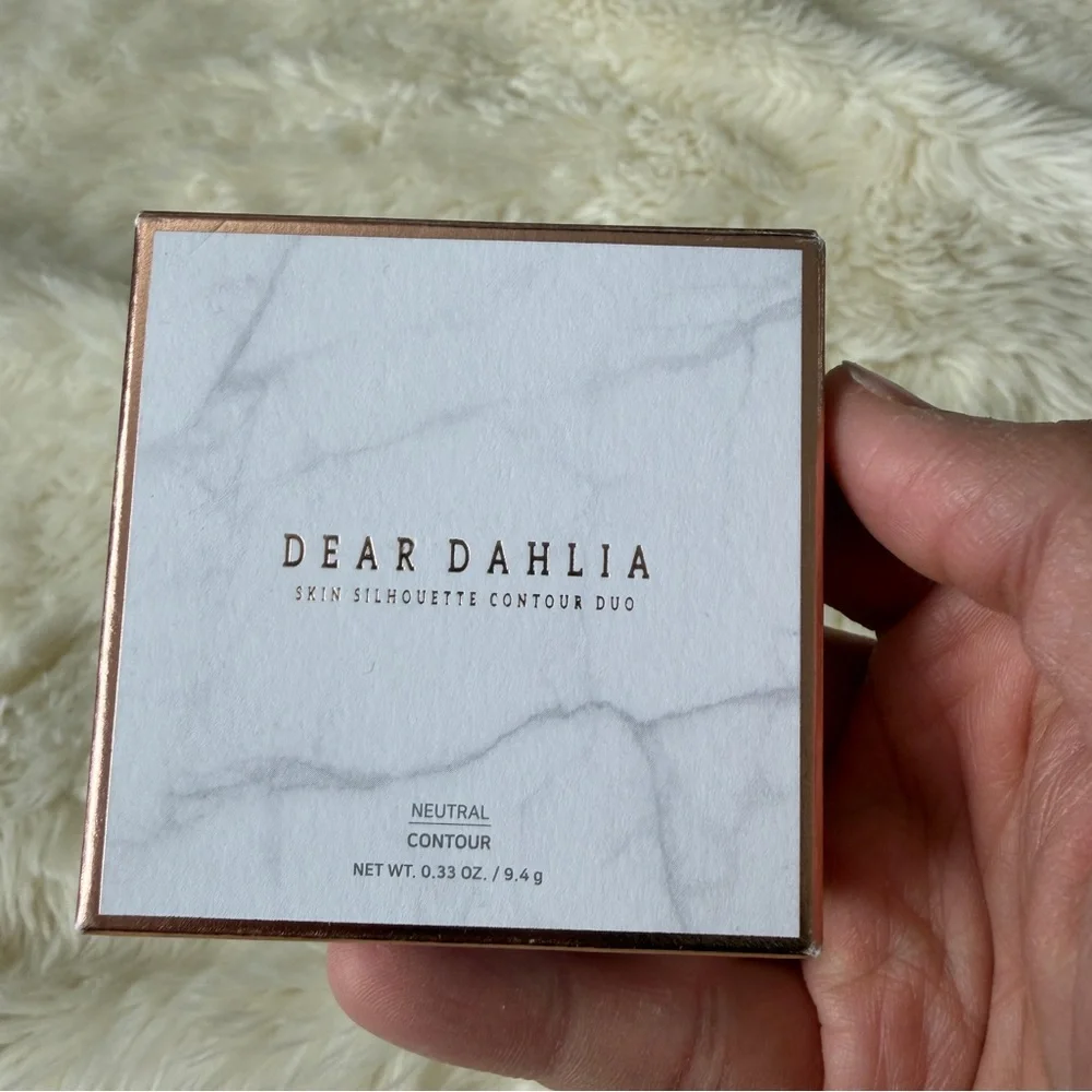 Dear Dahlia Skin Silhouette Contour Duo in Neutral